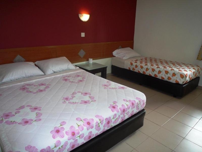 Lotus Hotel ג'והור בהרו מראה חיצוני תמונה