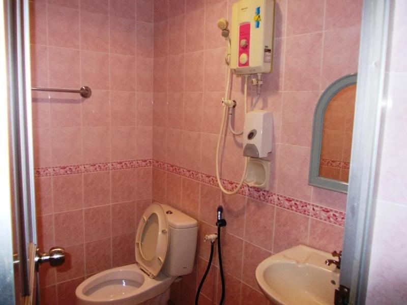 Lotus Hotel ג'והור בהרו מראה חיצוני תמונה